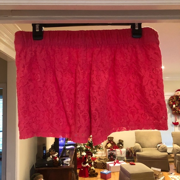 Hot Pink shorts - Picture 3 of 3